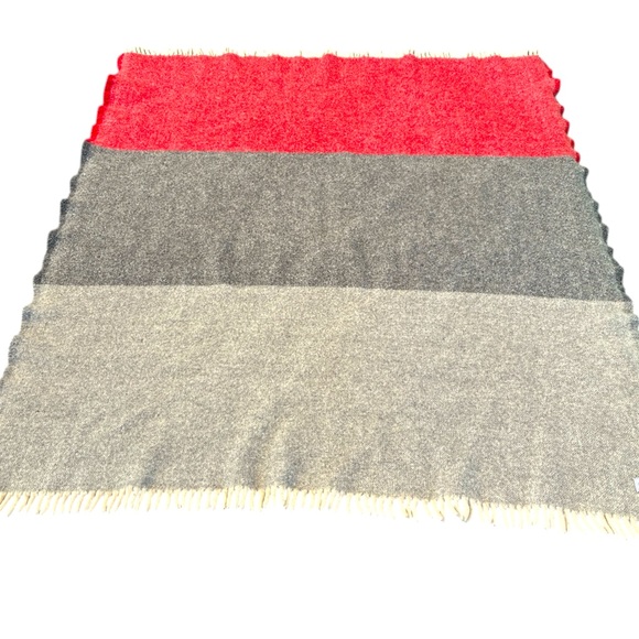 Faribault Wool Mill Blanket 43”x37” 100% Wool Red Gray ColorBlock Rustic Warmth - Picture 1 of 6